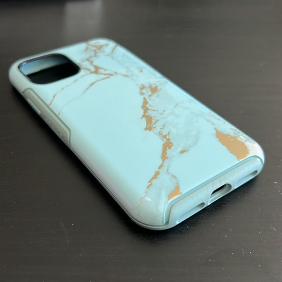 Teal Marble iPhone 11 Pro Otterbox Case - Picture 3 of 3